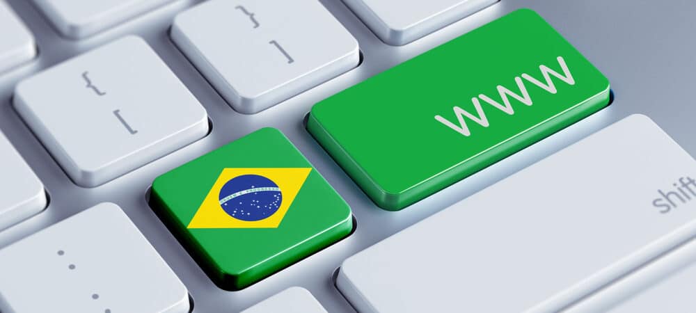 The survey also points out that the number of users who access the World Wide Web increased 7% from 2019 to 2021, from 74% to 81% of respondents. The increase is associated with the popularization of smartphones not only in Brazil but worldwide.