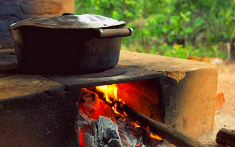 Brazil: Use of firewood in houses hits 2009 level due to high price of cooking gas