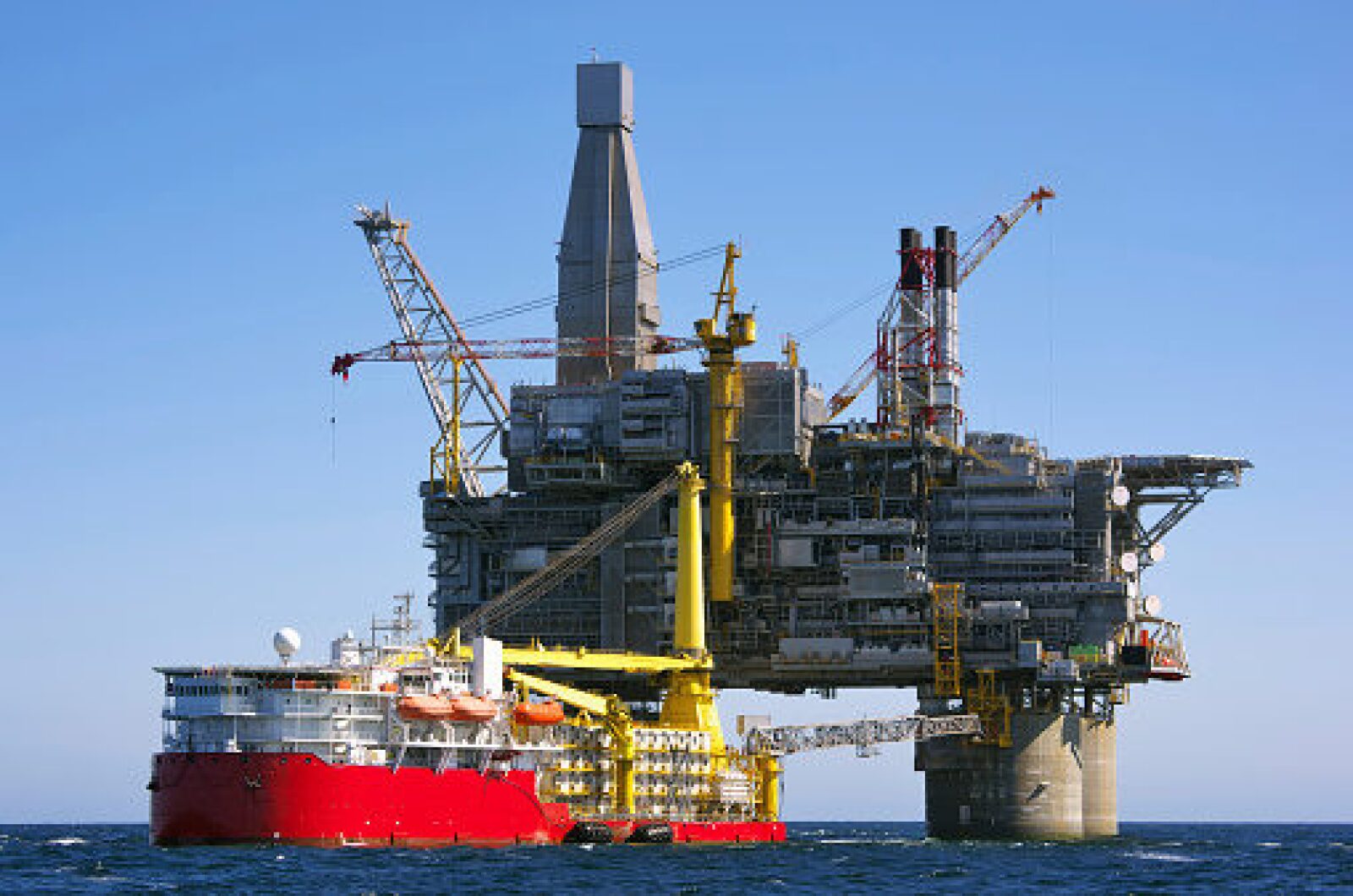 In 2022, deepwater capex is projected to exceed US$72 billion globally. (Photo internet reproduction)