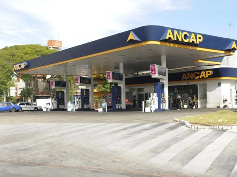 Lower gasoline prices in Brazil caused a 40% drop in sales in Uruguayan border cities