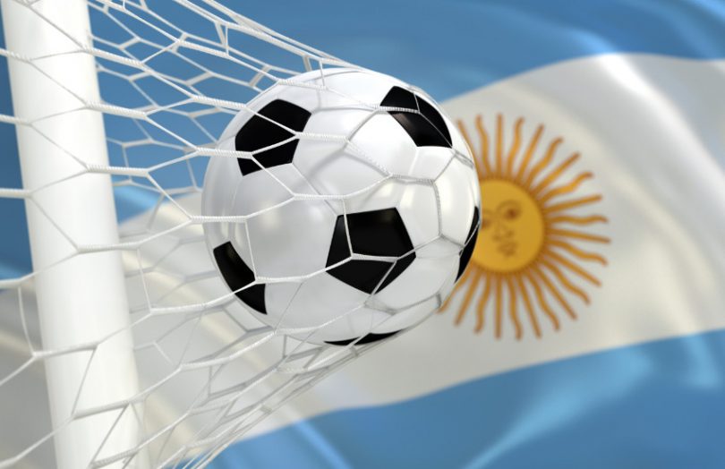 Recently, it was reported that River Plate, one of Argentina's most important soccer teams, could not transfer a player precisely because of the exchange rate.