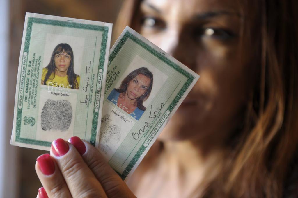 The decision foresees the possibility of changing name and gender without the need for gender reassignment surgery and judicial authorization, just by going to the Civil Registry Offices all over the country.