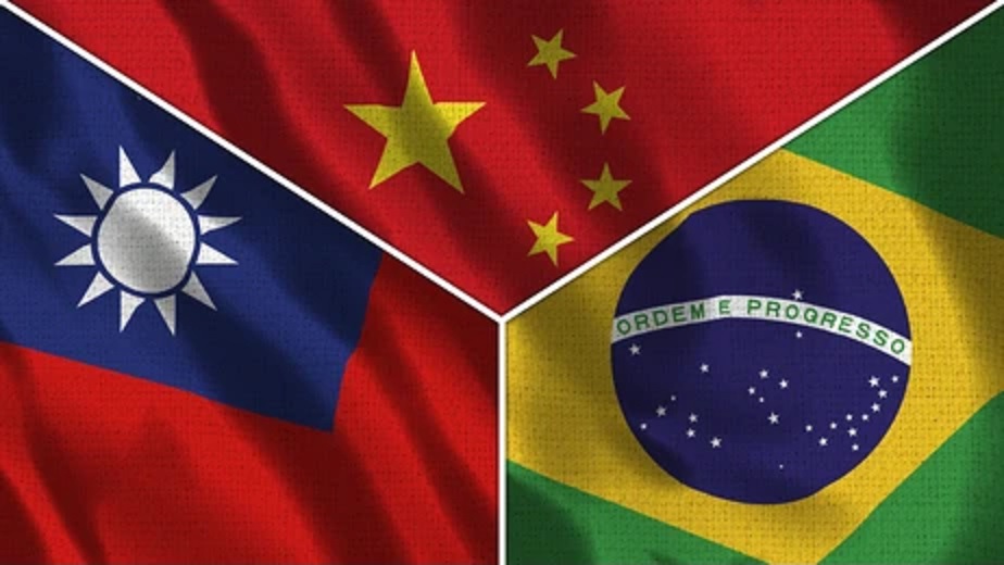 "I would say that Brazil should not, at this moment, get involved in this. Even for Brazilian interests, it is better if China remains unified and stable. The more China remains unified, and its economic movements continue, the better for Brazilian interests," he adds.
