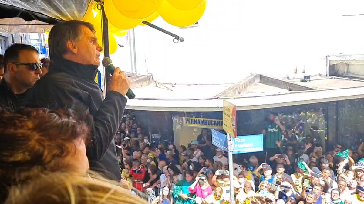 The choice of Juiz de Fora for Bolsonaro's first campaign event had strong symbolic value. (Photo internet reproduction)