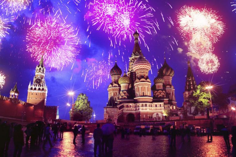 Mexico and Brazil participate for first time in Russian fireworks festival