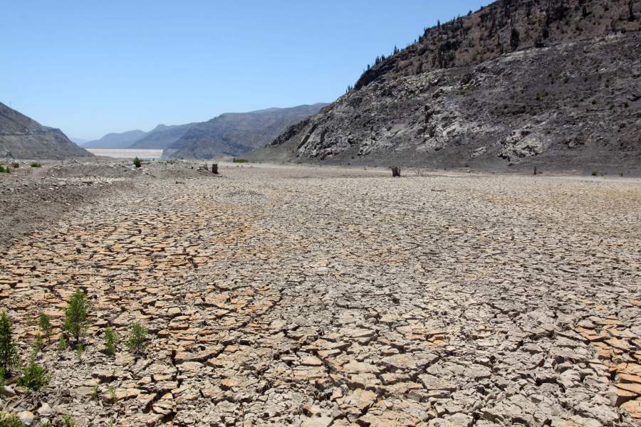 Chile has had more than 13 years of water shortage, with over 75% of its territory hit by drought, where 346 communes of the country are in an agricultural emergency.