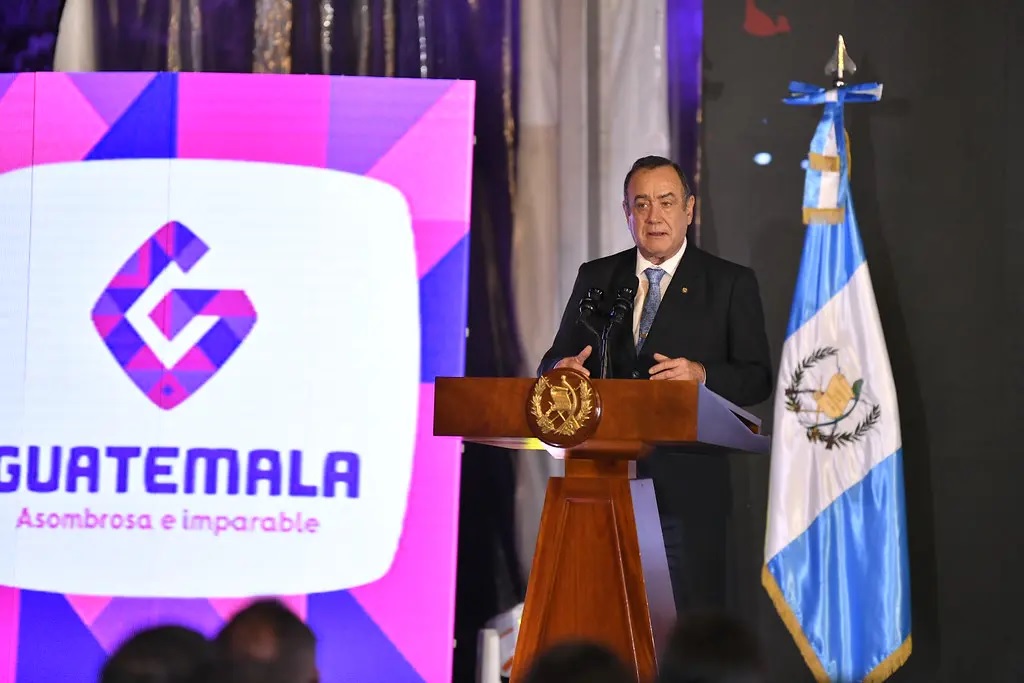The president of this Central American nation, Alejandro Giammatei, described Marca País as "a distinction that represents a strategic national project, derived from a shared vision between the public and private sectors to promote Guatemala at a global level".