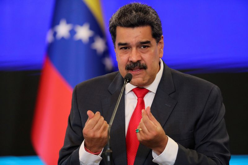 FOTO DE ARCHIVO: El presidente venezolano Nicolás Maduro durante una conferencia de prensa en Caracas, Venezuela, el 8 de diciembre de 2020.