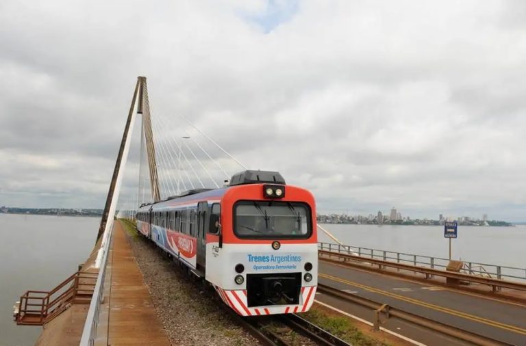 Paraguayan Railways reactivate freight and passenger trains with Argentina