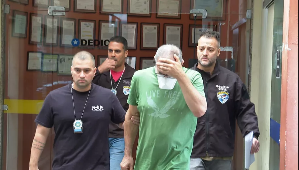 German diplomat Uwe Herbert Hahn was arrested by the Brazilian police.