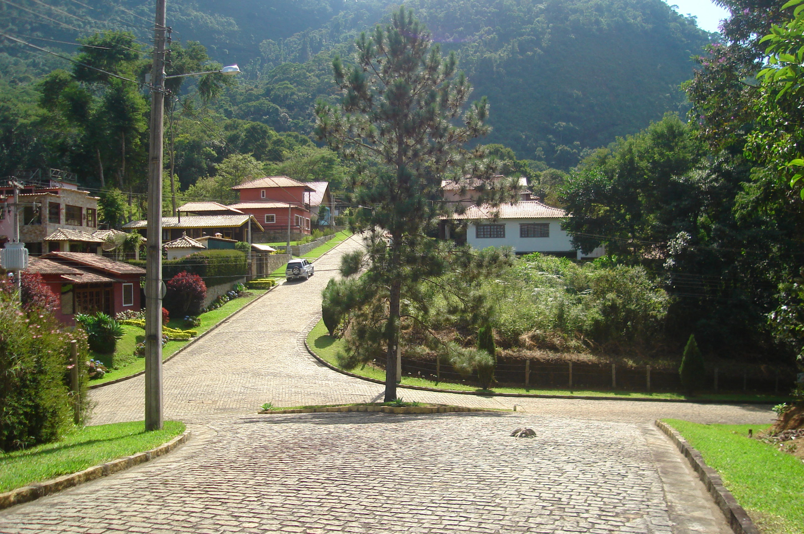 In Vargem Grande, Rio's West Zone, rent-seekers are getting the best deal. (Photo internet reproduction)