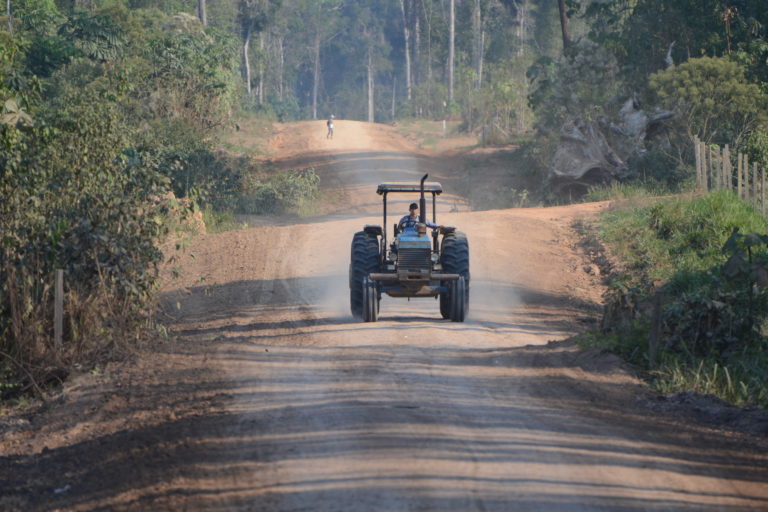 Settement in Peruvian Amazon. (Photo internet reproduction)