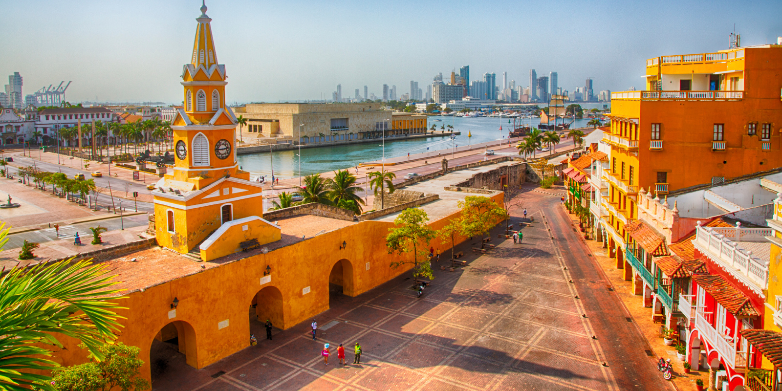 Port of Cartagena, Colombia. (Photo internet reproduction)