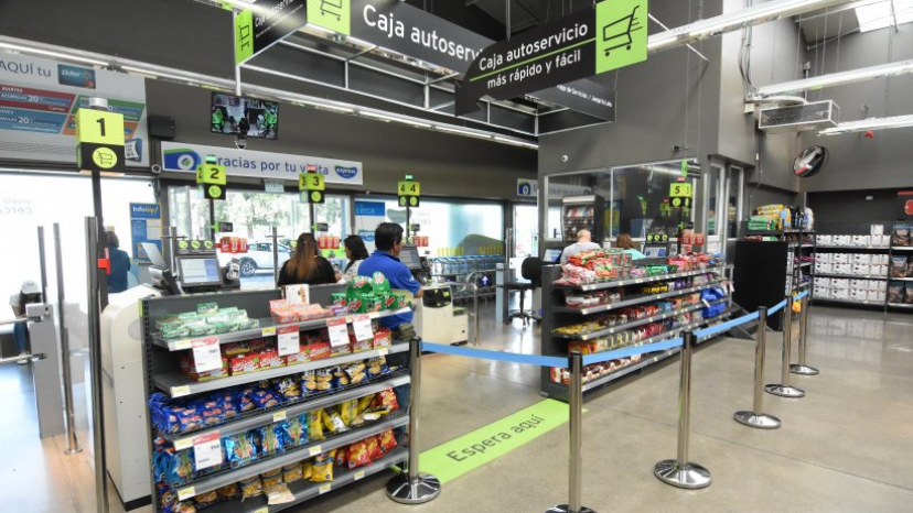 A supermarket aisle in Chile, as Falabella and Cencosud trim their workforces.