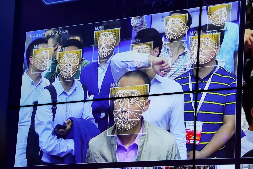 China surveillance policies follow facial recognition spread along Silk Road. (Photo internet reproduction)