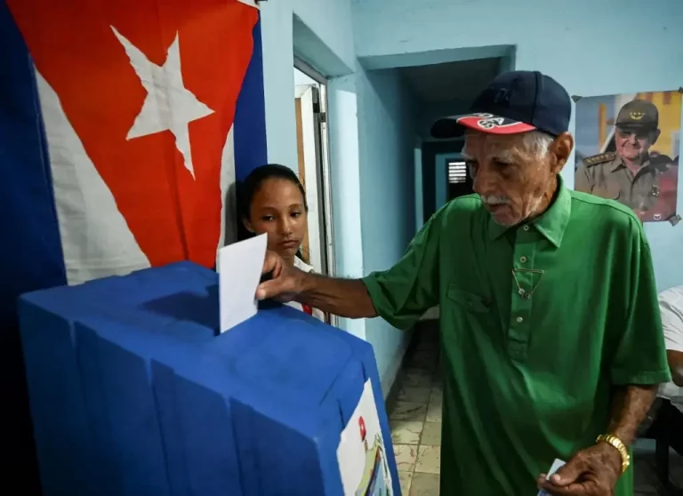 Cubans vote in referendum on gay marriage/parenthood and surrogacy