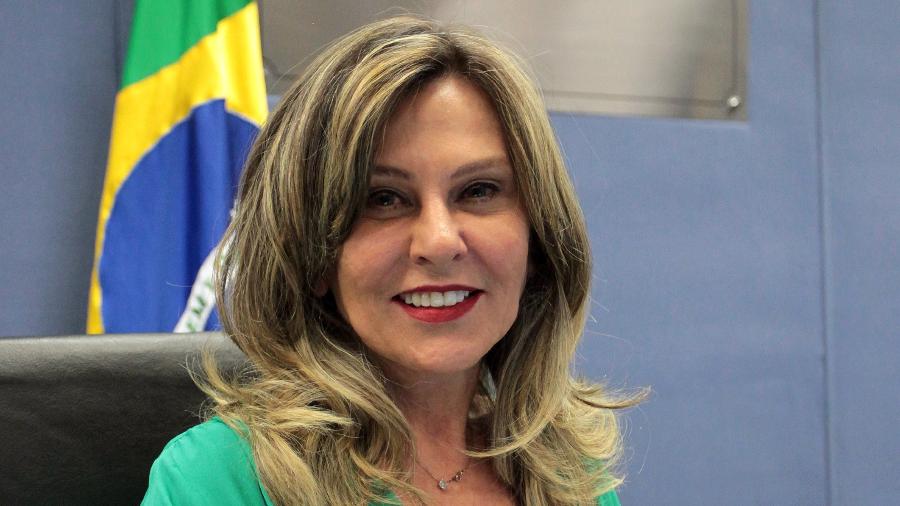 Lindôra Araújo