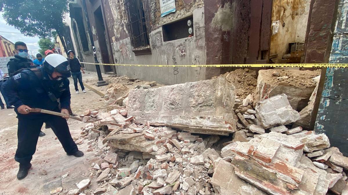 Two dead in magnitude 7.7 quake in Mexico. (Photo internet reproduction)