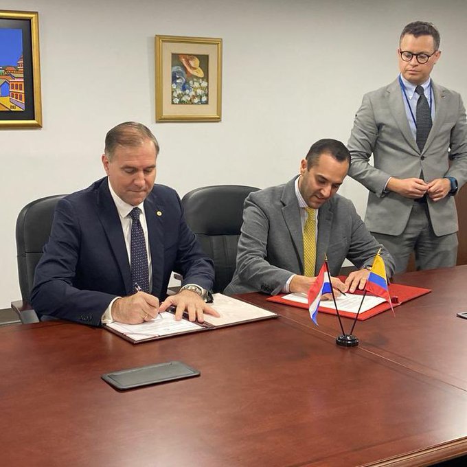 Ecuador and Paraguay agree to expand their economic and trade relations