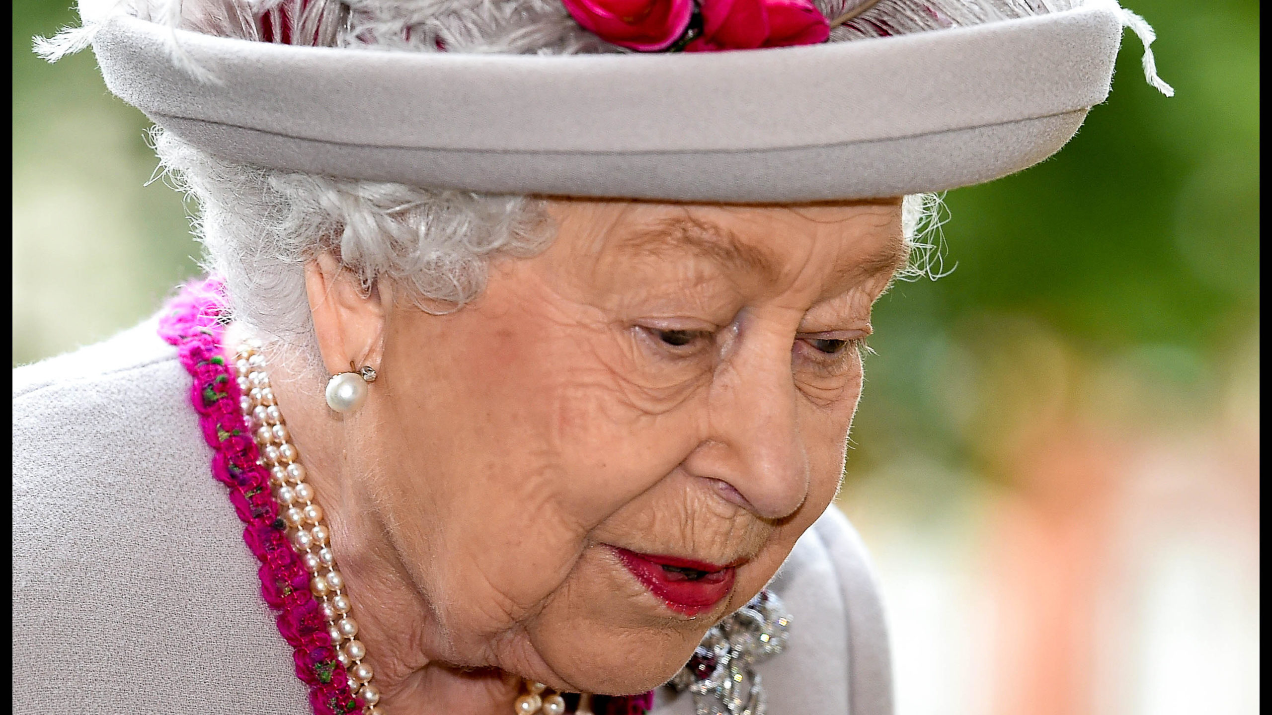 Queen Elizabeth. (Photo internet reproduction)