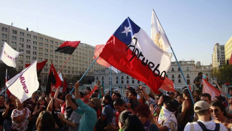 Chilean New Constitution: Closing of Approve campaign gathers more than 500,000 people