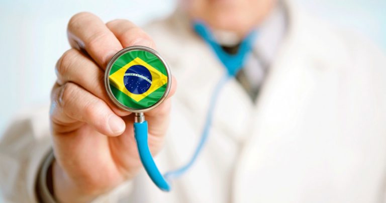 For 43% of Brazilians, health should be a priority for the next president