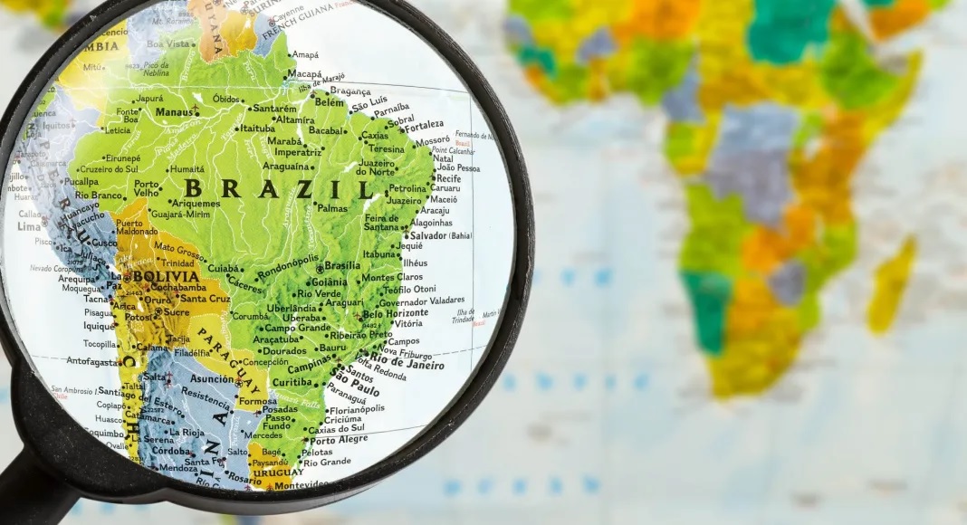 brasil-mapa-lupa
