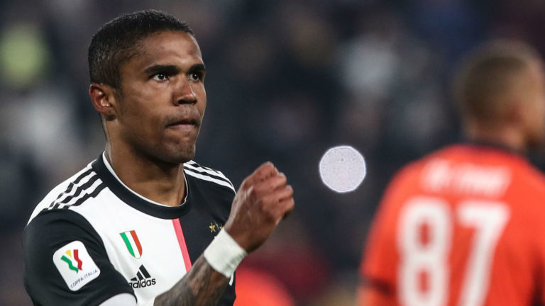 Douglas Costa gives positive signals and may agree with Brazilian Gremio for 2023