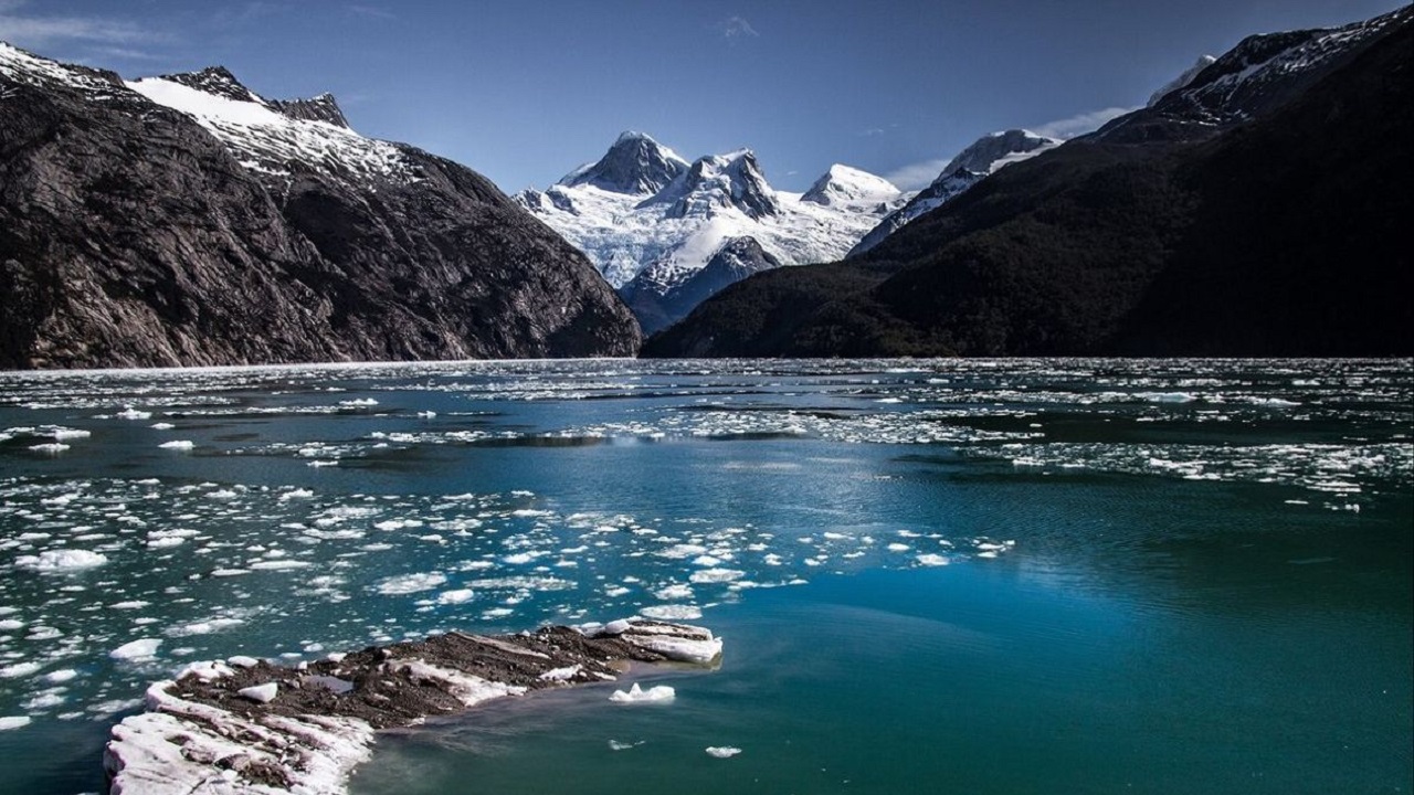 "Nuevas Lagunas" was formed over three decades after melting glaciers.
