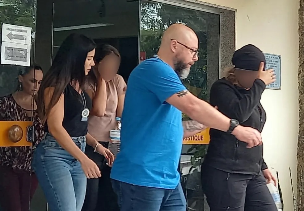 The victims were heard at Deat and left the police station without talking to the press.