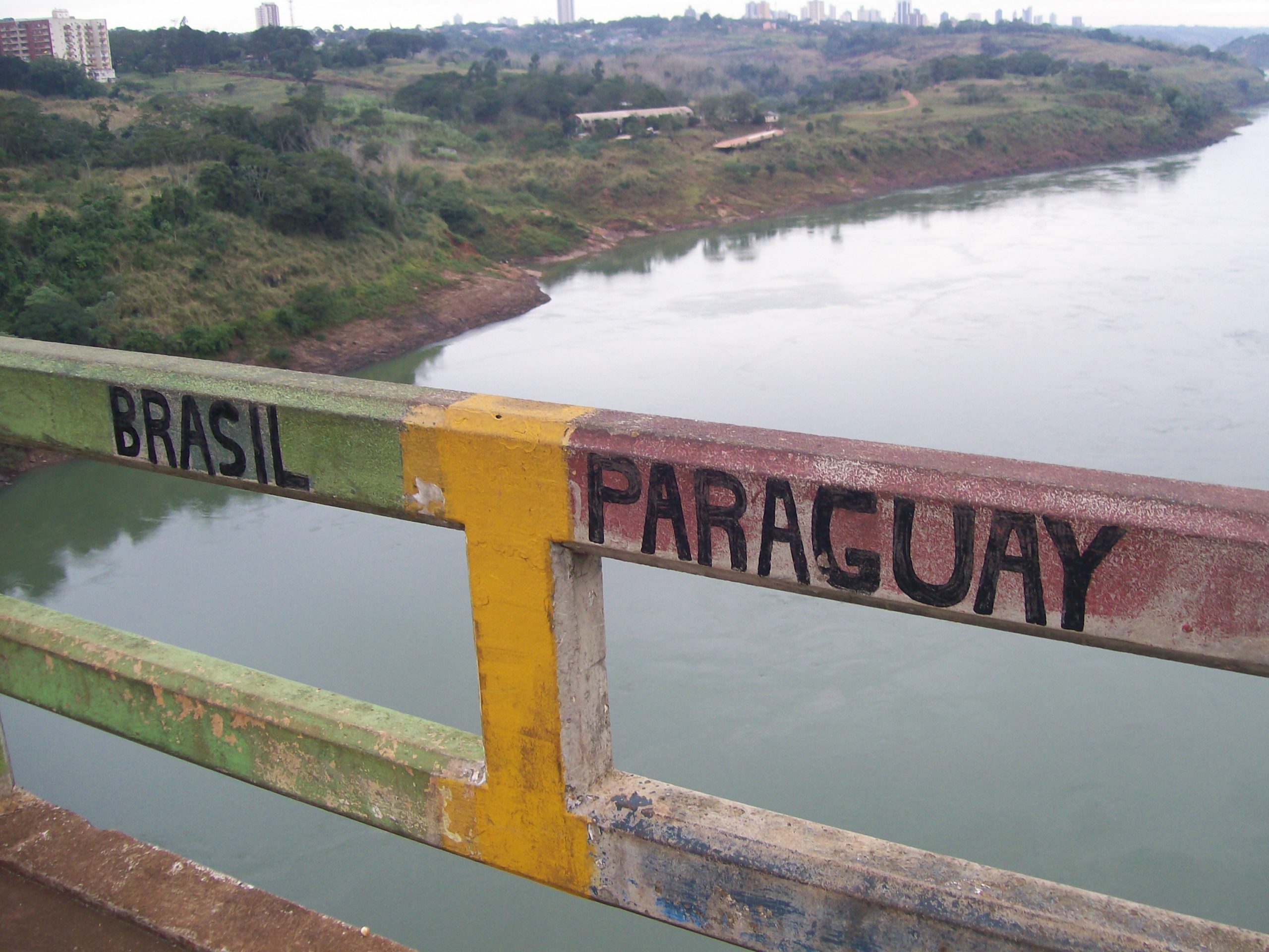 BR-PY-border