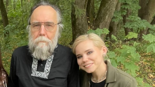 Alexander Dugin and daughter Darya Dugina. (Photo internet reproduction)