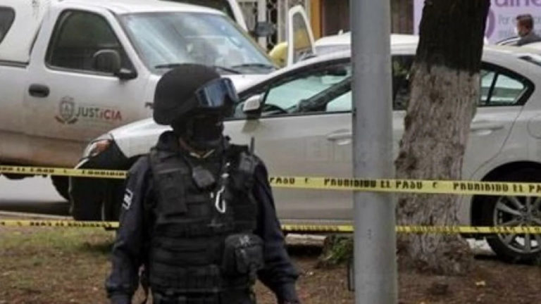 Armed group kills 18 people, including mayor of Guerrero municipality in Mexico