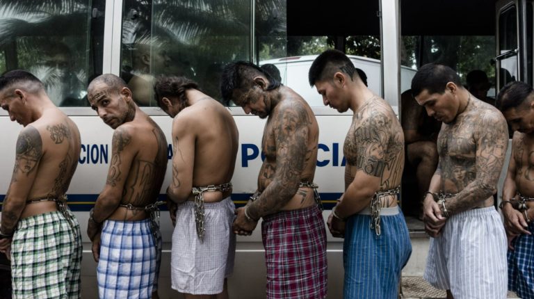El Salvador: Bukele’s “war on gangs” leaves more than 53,000 prisoners in jail