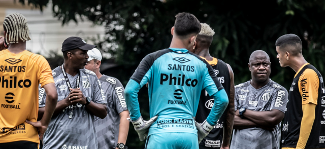 With starters on the field, Santos trains at CT Rei Pelé with an eye on Bragantino. (Photo internet reproduction)