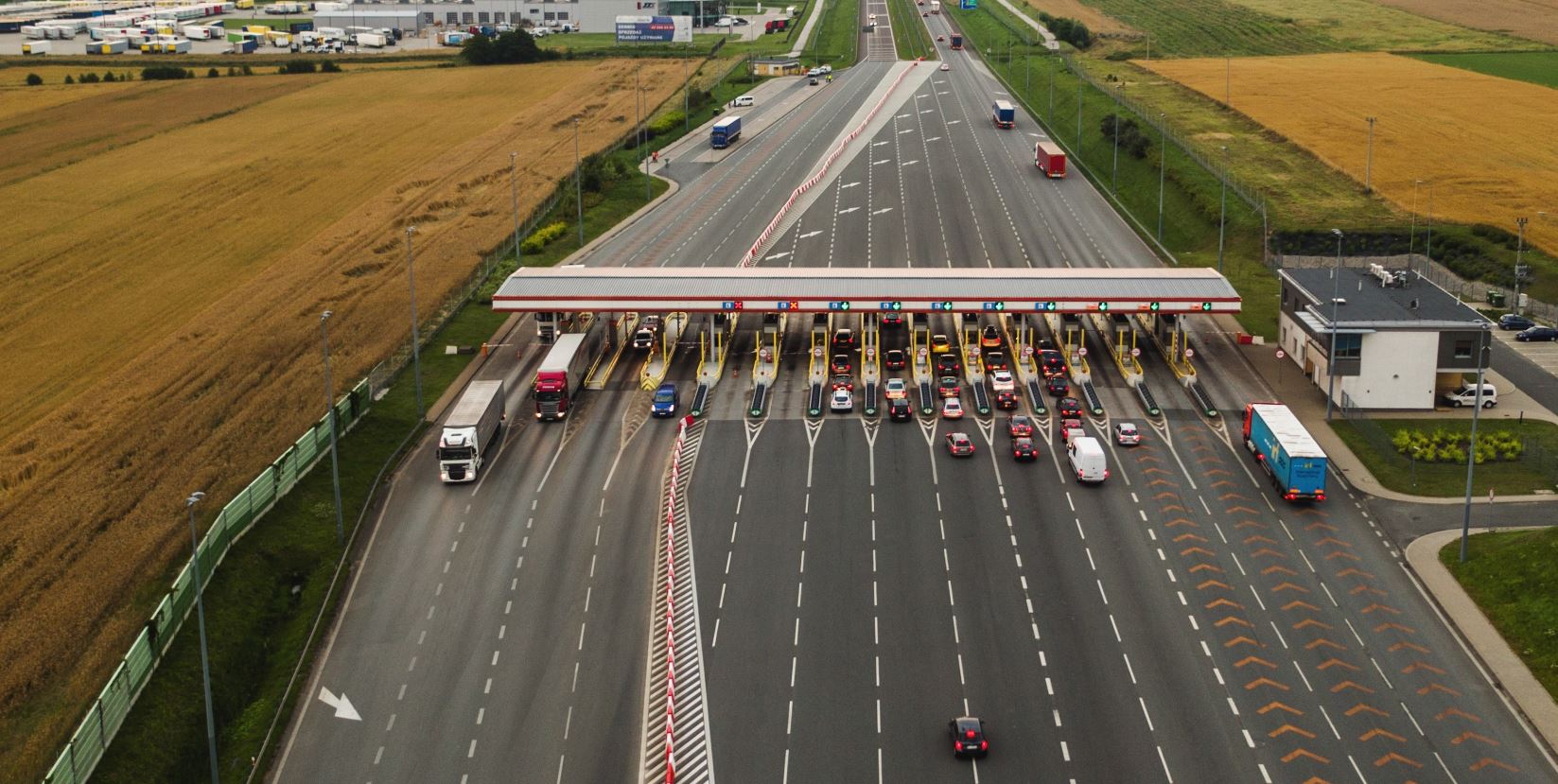 Mexico leads the cost ranking, with a maximum value of US$8.14, which varies according to the road.