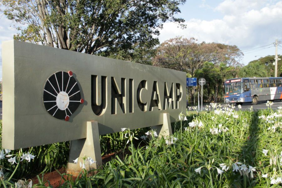 Unicamp requires students to present vaccination proof against covid-19.