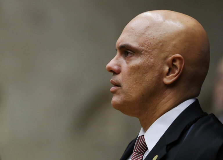 Electoral Court president Moraes rejects Bolsonaro’s PL party’s request to annul elections and fines US$4 million