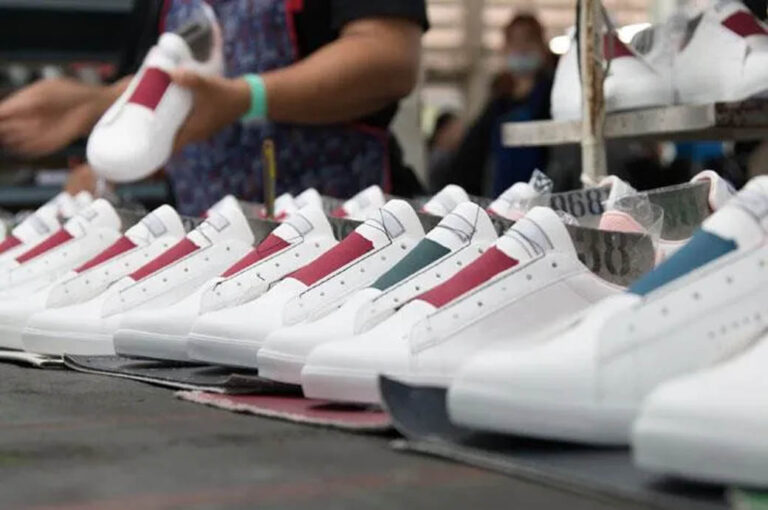 Paraguay remains the largest Latin American supplier of footwear for Brazil