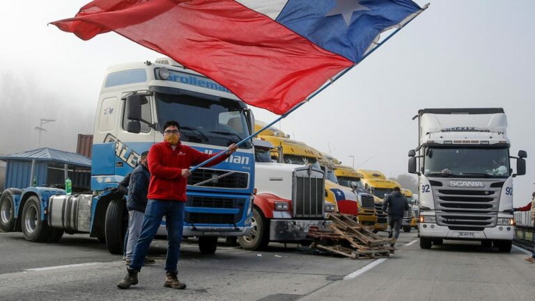 Chilean truckers begin strike demanding lower fuel prices and greater security on highways