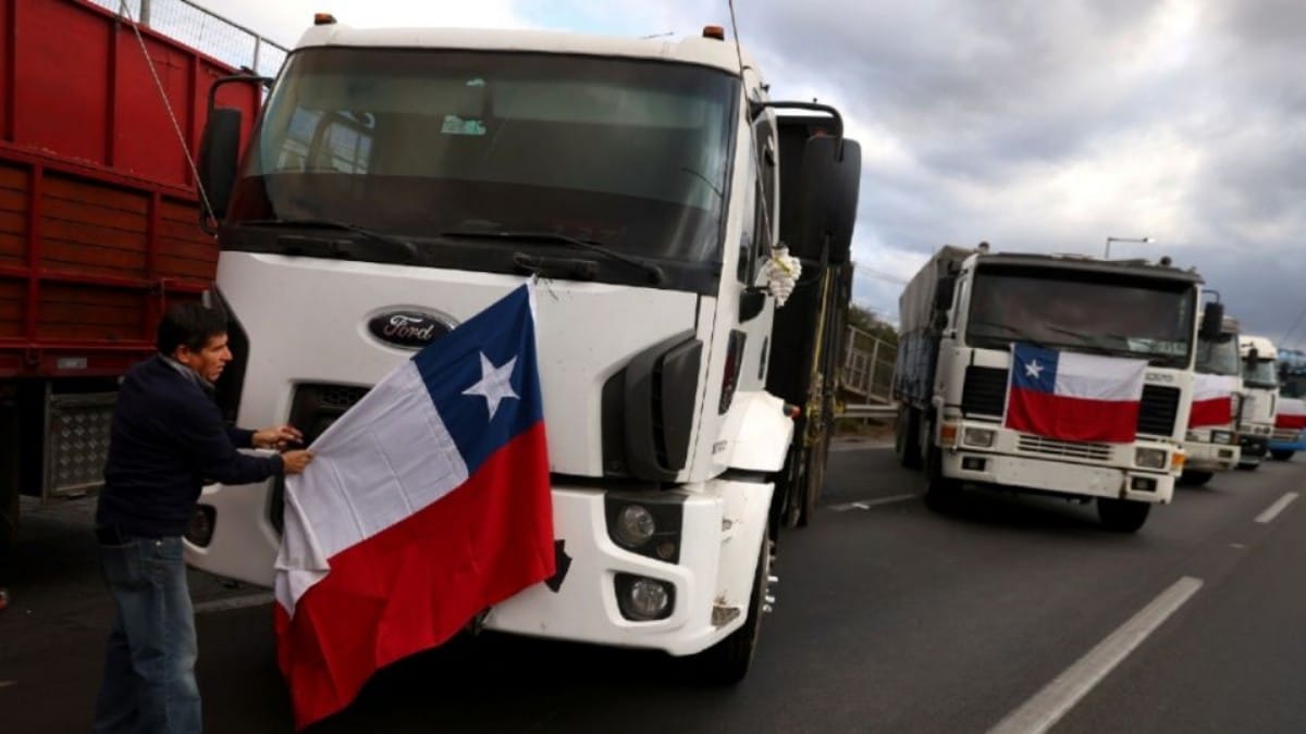 truck-drivers-chile