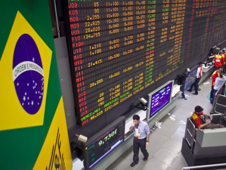 Brazil’s Ibovespa advances with commodities support but moves away from the highs