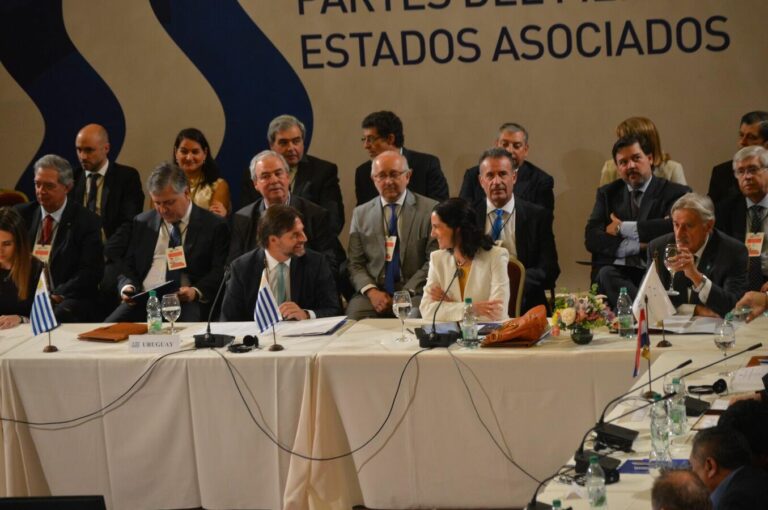 Uruguay denies breaking with Mercosur and wants to achieve an FTA with China within the bloc
