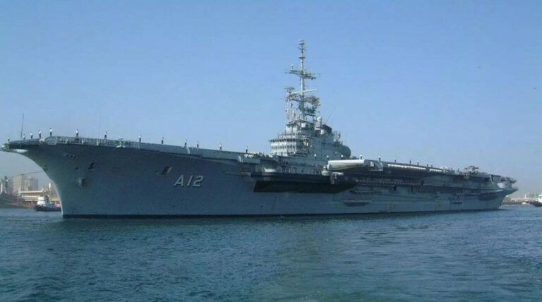 Brazil now wants to sink the São Paulo aircraft carrier