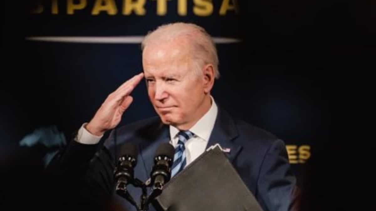 Reuters-Ipsos poll, Biden loses popularity after the discovery of confidential documents