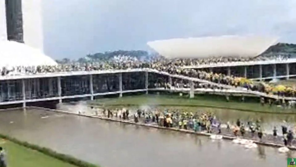 protesto-brasilia-domingo-3-foto-reproducao-youtube-960x540