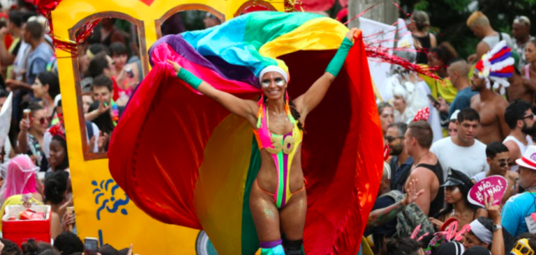 Carnival in Rio: biggest carnival in history 