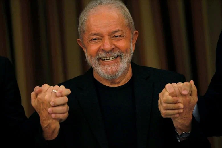 Lula has taken on the status of a cult-like figure among his most passionate supporters, who practically worship him as the leader of their “secular religion”. (Photo internet reproduction)
