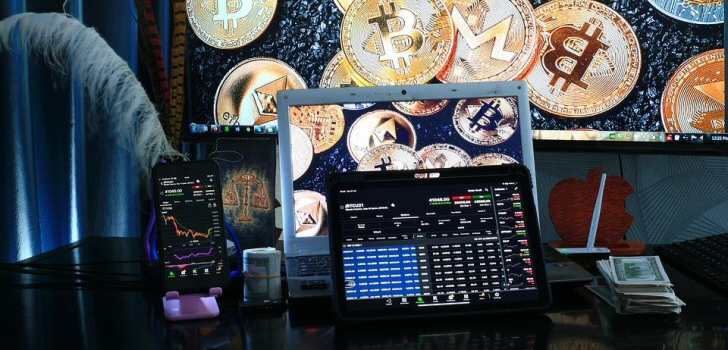 crypto-latin-ami