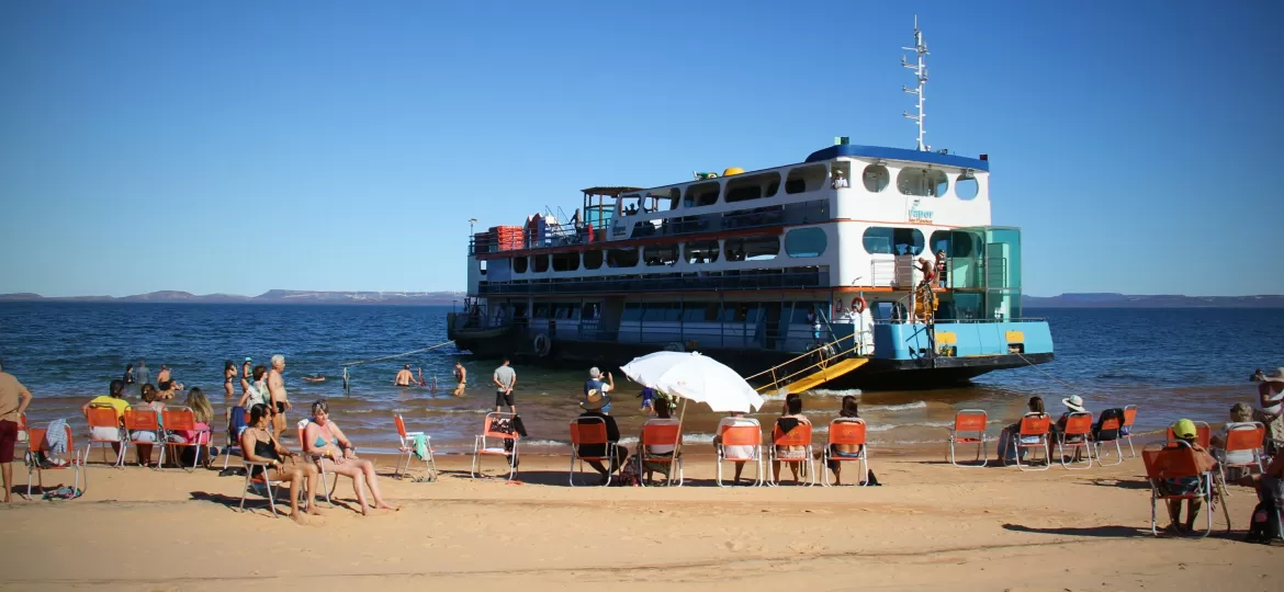 Wine in Brazil's Sertão! Route has boat tasting and northeastern wineries. (Photo internet reproduction)